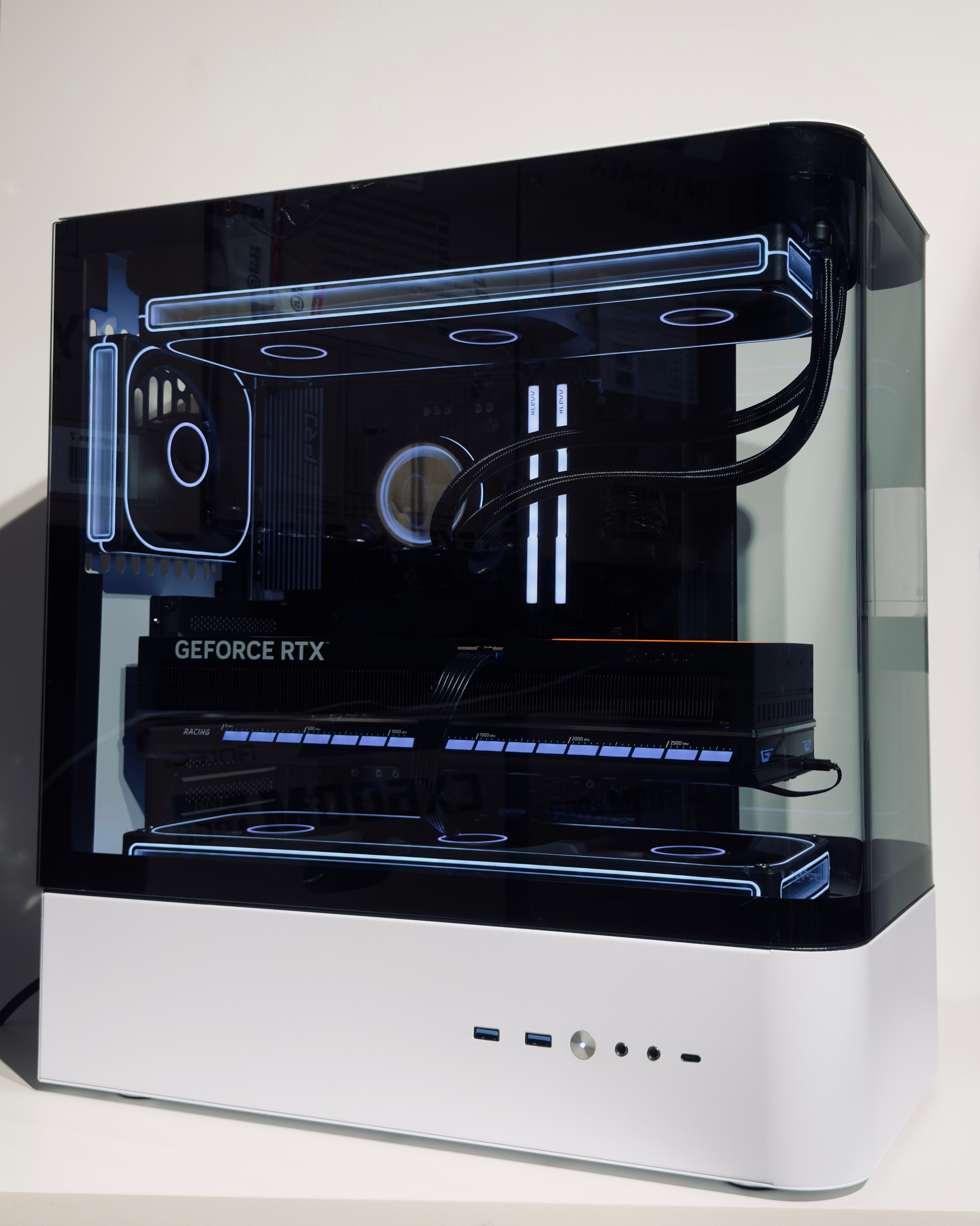 ⚫️RTX 5070TI HM1海景4K打機組合⚪️